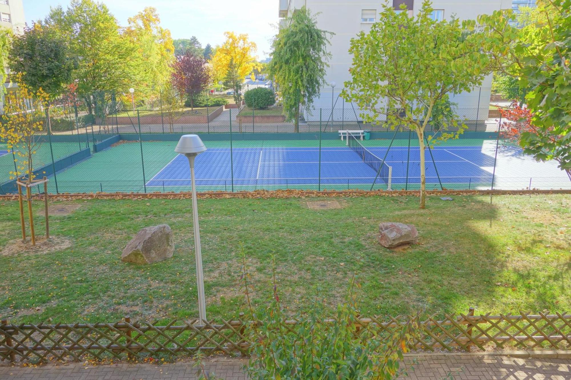 Arbres & Tennis Straatsburg Buitenkant foto